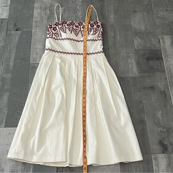 NWOT Ann Taylor Ivory Burgundy Red Embroidered Floral Box Pleat Sun Dress 2 - Picture 5 of 10